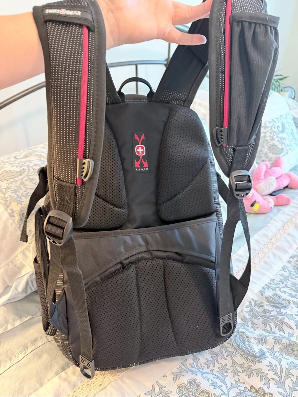 SwissGear Black and Red Accent Men's Laptop Backpack